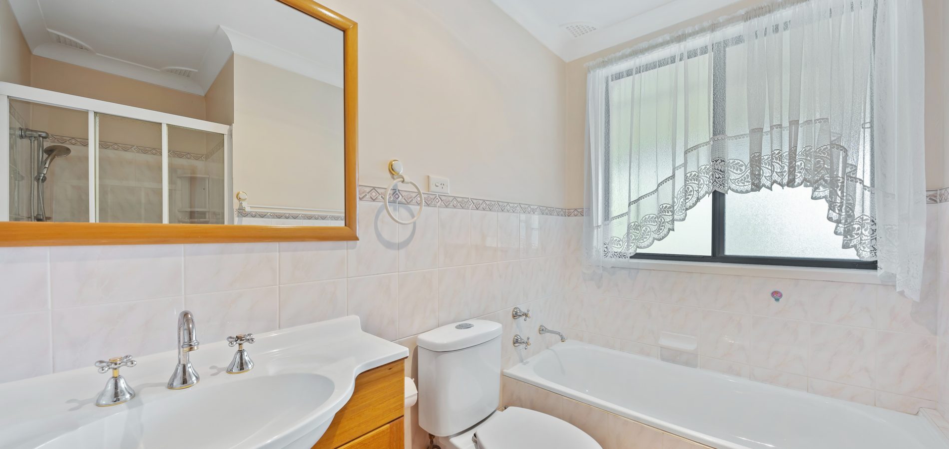 49 Vardys Road, Lalor Park NSW 2147 - photo 6