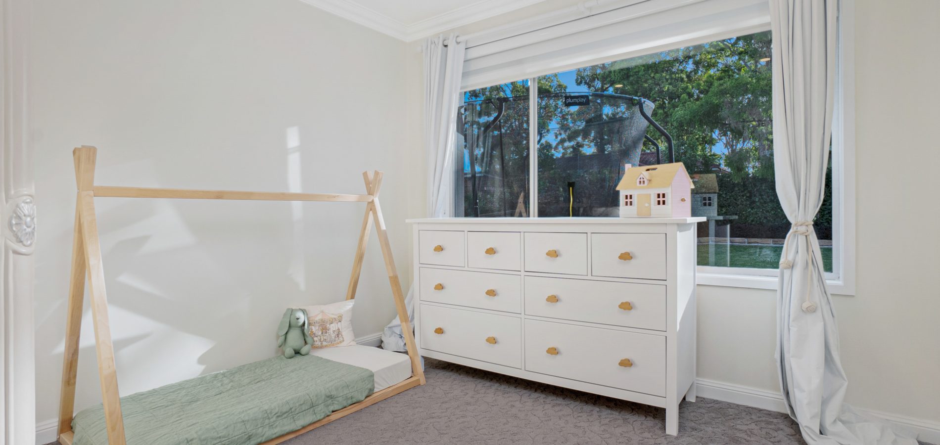 12 Blackburn Avenue, North Rocks NSW 2151 - photo 9