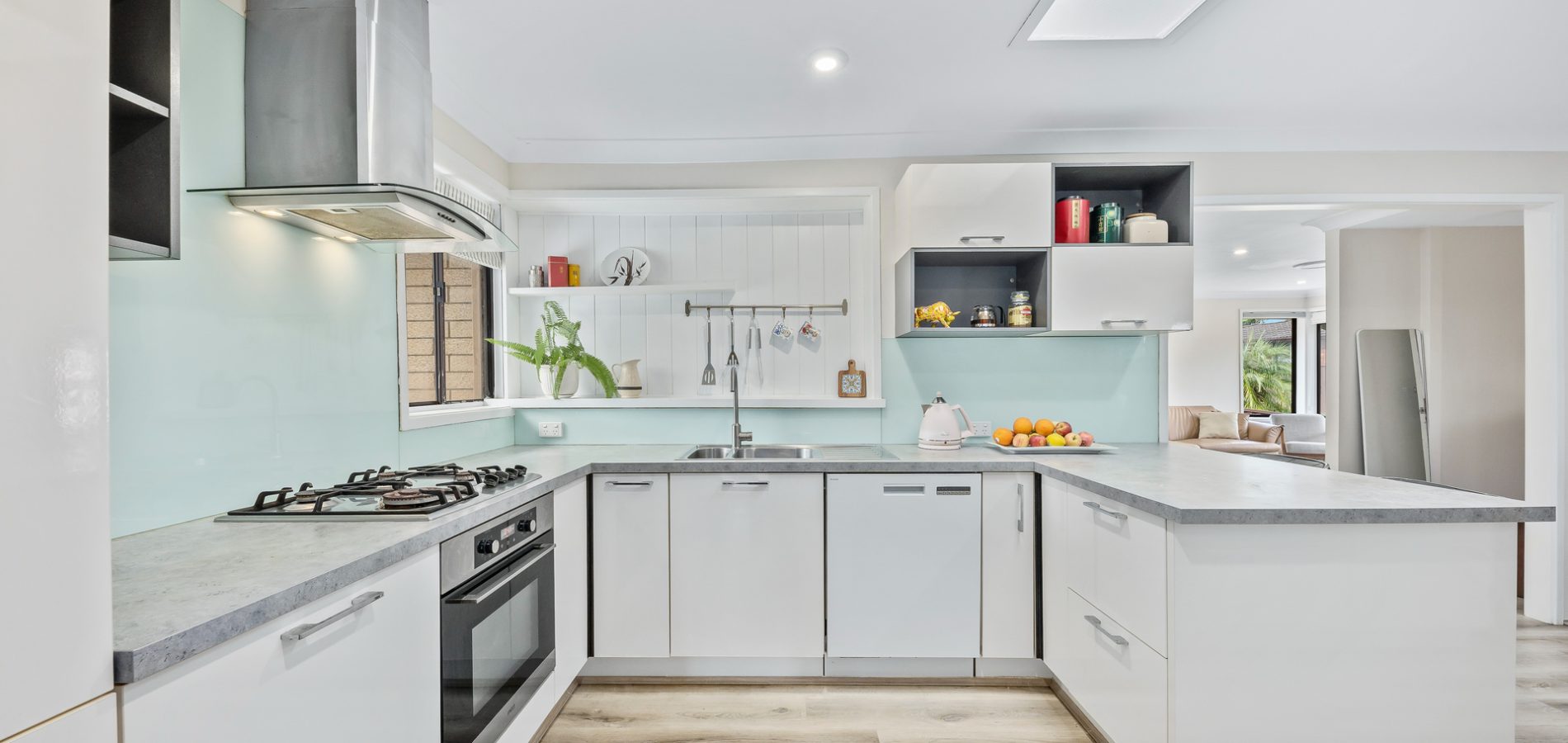 47 Abercrombie Avenue, Seven Hills NSW 2147 - photo 2