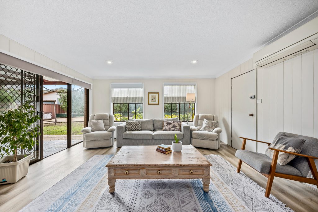 47 Abercrombie Avenue, Seven Hills NSW 2147 - photo 4
