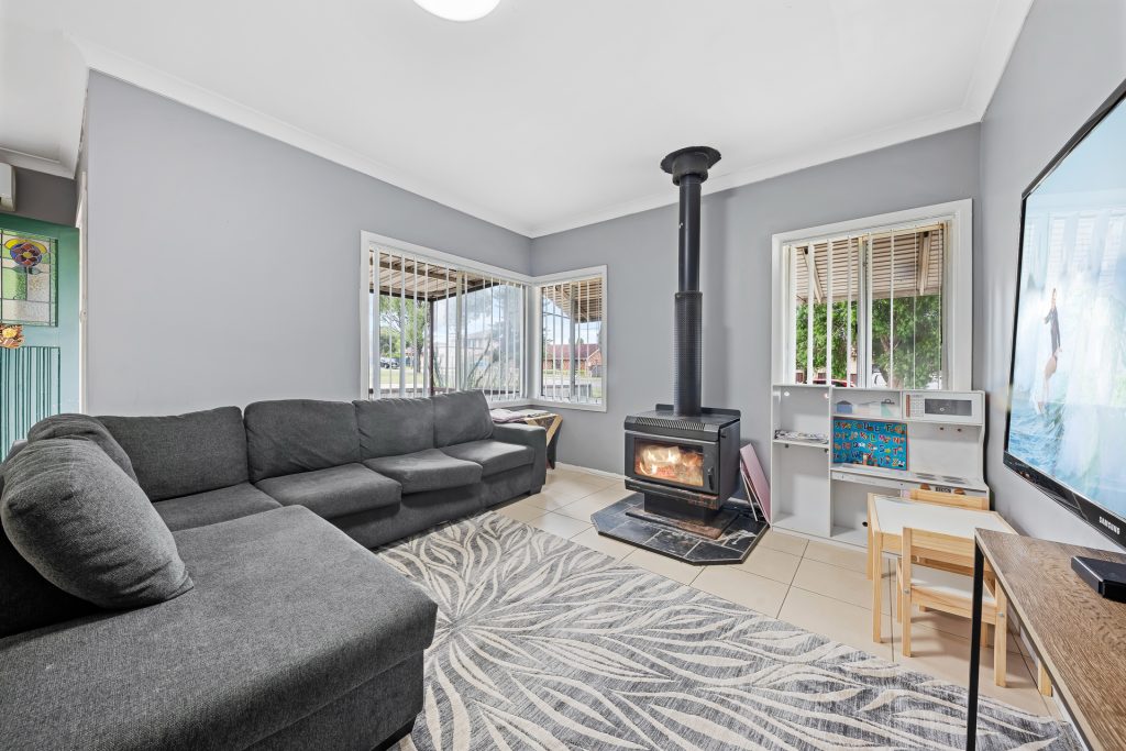 26 & 26A Abigail Street, Seven Hills NSW 2147 - photo 3