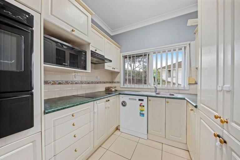 26 & 26A Abigail Street, Seven Hills NSW 2147 - photo 5
