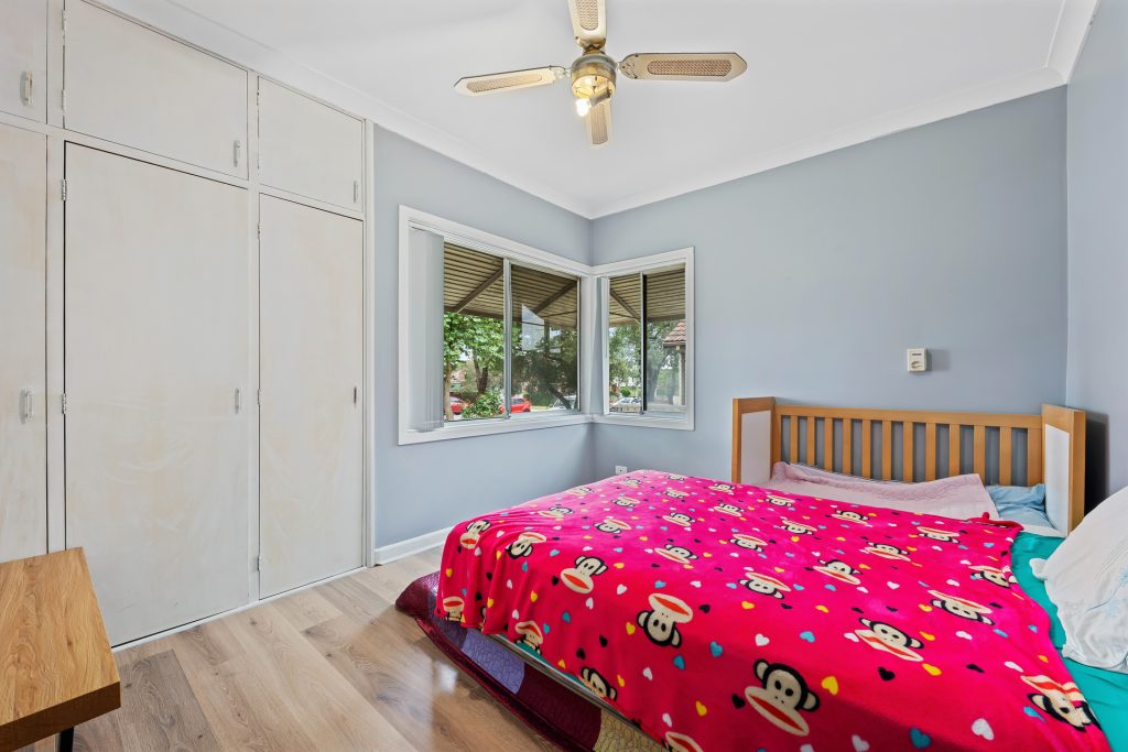 26 & 26A Abigail Street, Seven Hills NSW 2147 - photo 6