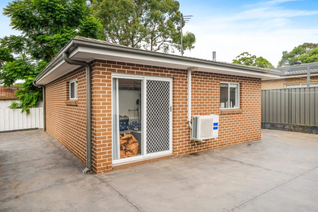 26 & 26A Abigail Street, Seven Hills NSW 2147 - photo 8