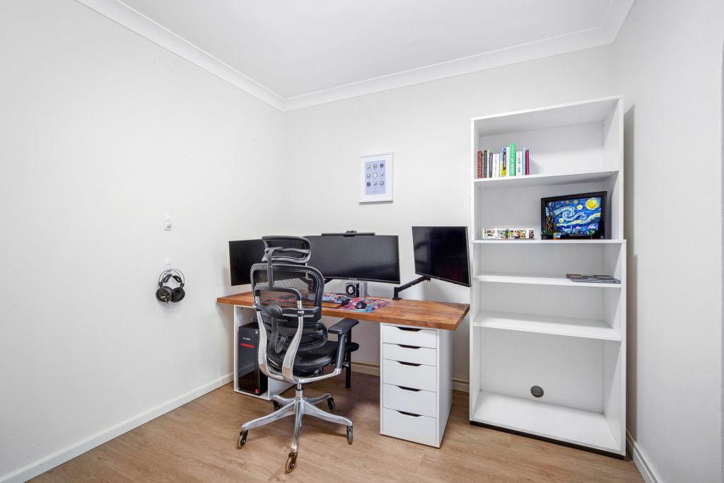 4/7 Central Avenue, Westmead NSW 2145 - photo 5