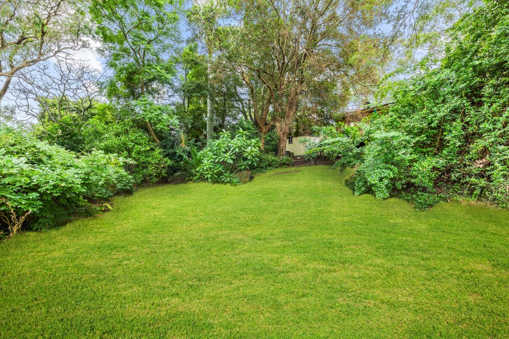 35 Cliff Avenue, Winston Hills NSW 2153 - photo 8