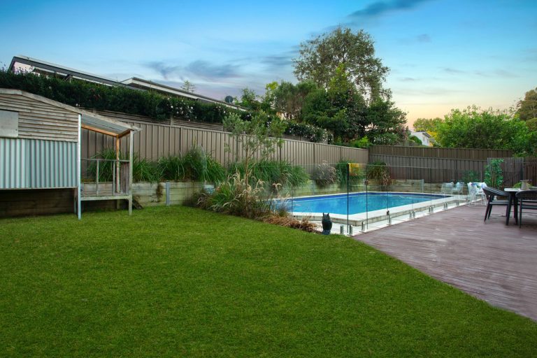 19 Plymouth Avenue, North Rocks NSW 2151 - photo 12