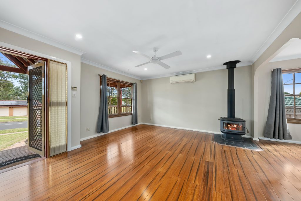 81 Beaconsfield Road, Rooty Hill NSW 2766 - photo 2
