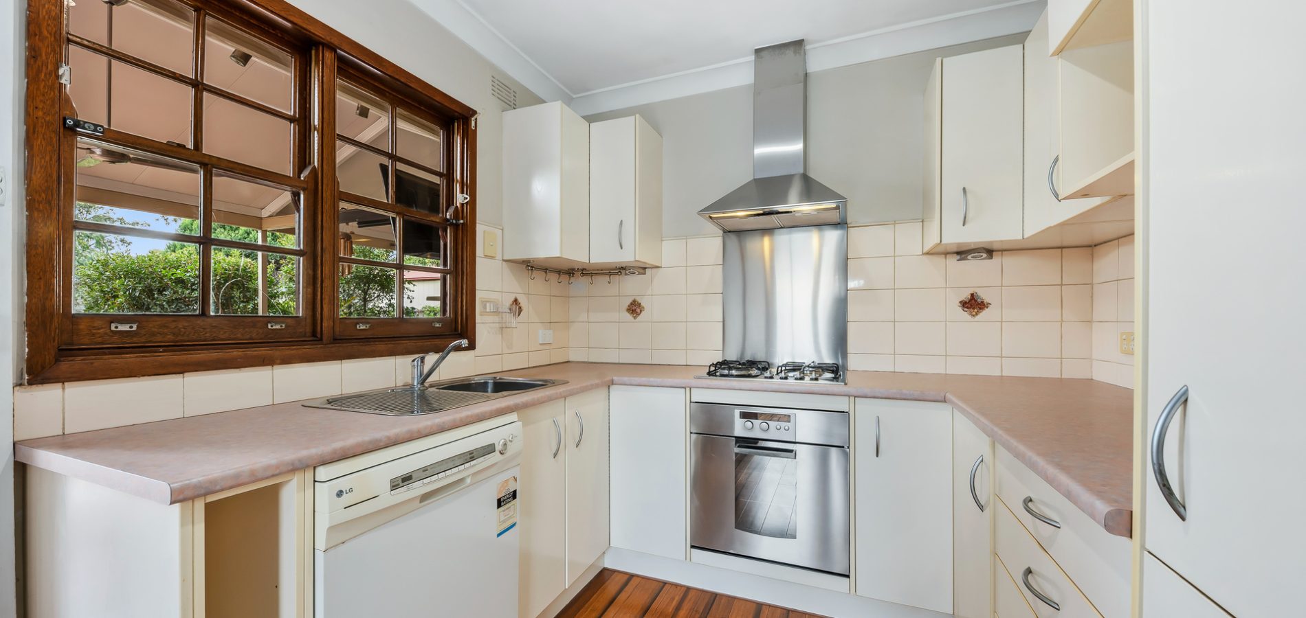 81 Beaconsfield Road, Rooty Hill NSW 2766 - photo 3