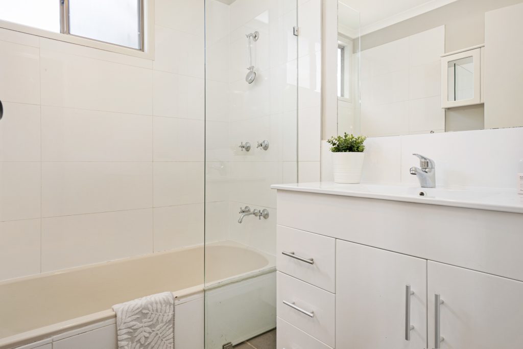 52 Gerald Crescent, Doonside NSW 2767 - photo 12
