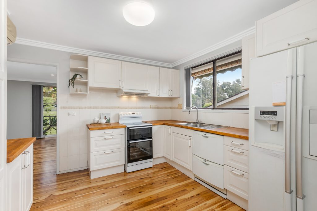 66 Sutherland Avenue, Kings Langley NSW 2147 - photo 6