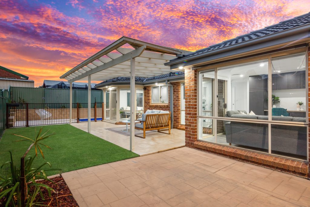 15 Roxby Grove, Quakers Hill NSW 2763 - photo 4