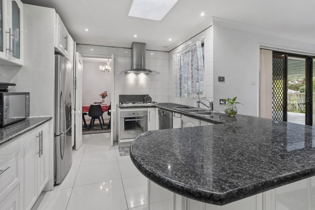 100 Showground Road, Castle Hill NSW 2154 - photo 2