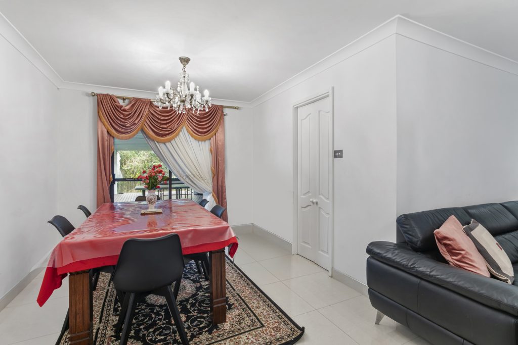 100 Showground Road, Castle Hill NSW 2154 - photo 4