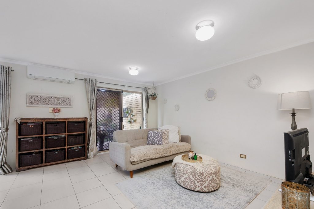 22/1 Reid Avenue, Westmead NSW 2145 - photo 2