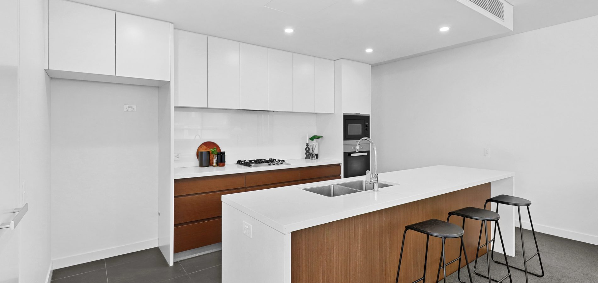 33/38 Solent Circuit, Norwest NSW 2153 - photo 8