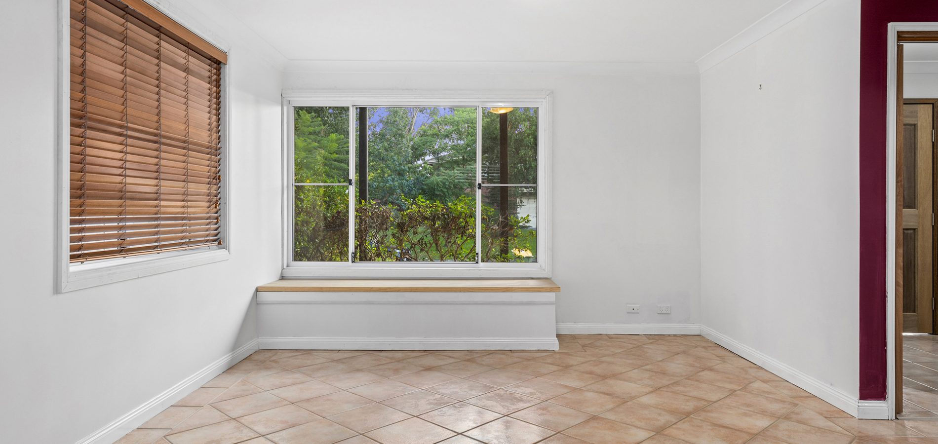 6 Reiby Place, McGraths Hill NSW 2756 - photo 12