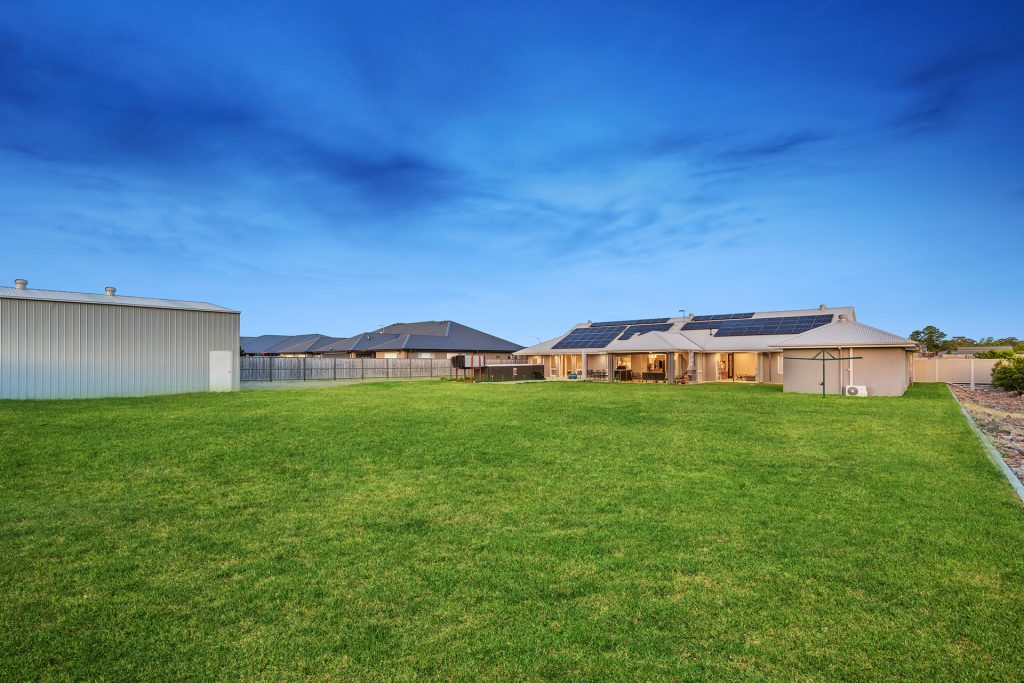 17 Eden Circuit, Pitt Town NSW 2756 - photo 2
