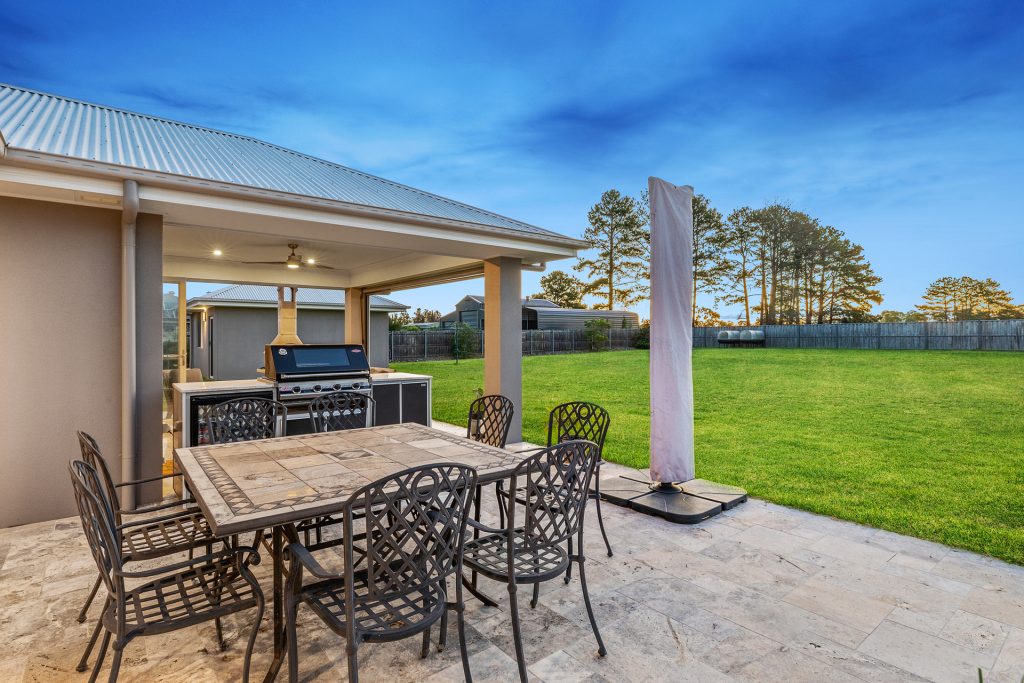 17 Eden Circuit, Pitt Town NSW 2756 - photo 5
