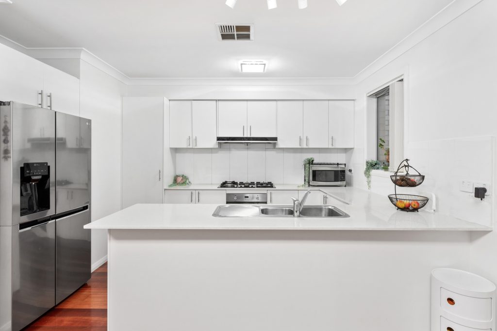 4/52-54 Dobson Crescent, Baulkham Hills NSW 2153 - photo 4