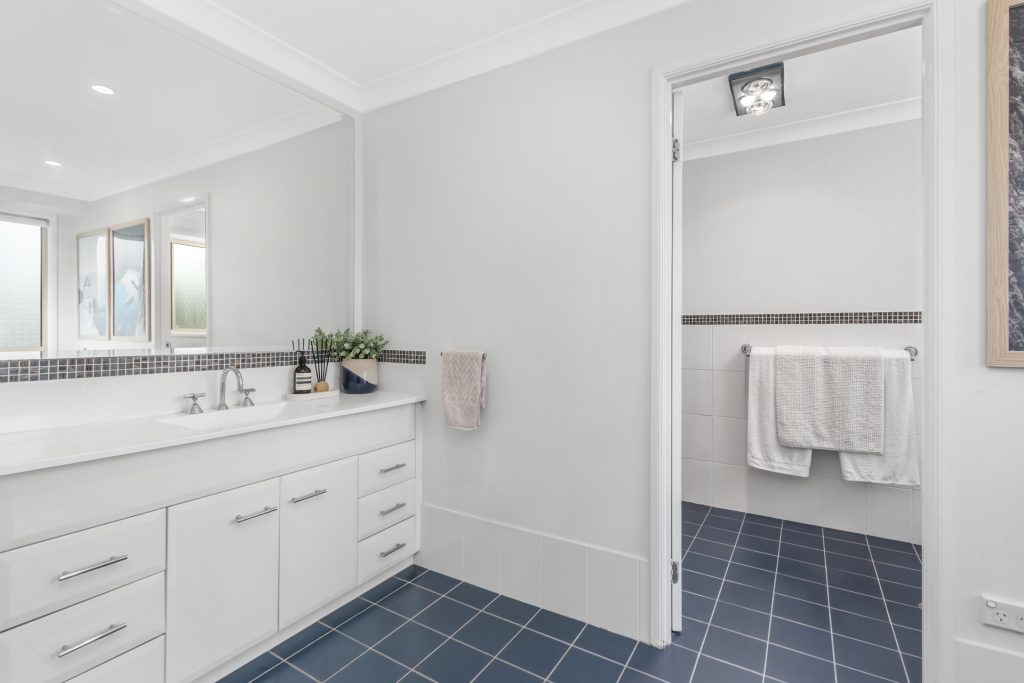 12 Crestview Avenue, Kellyville NSW 2155 - photo 15