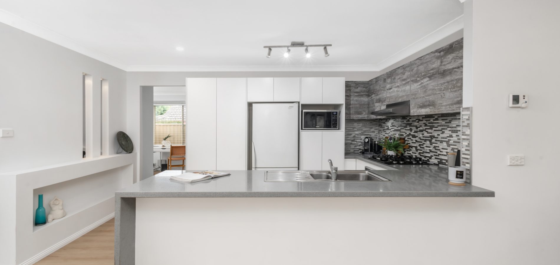 12 Crestview Avenue, Kellyville NSW 2155 - photo 4
