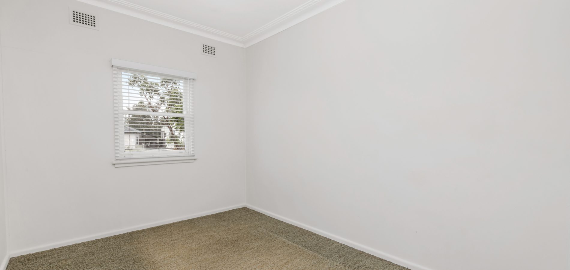 25 Johnson Avenue, Seven Hills NSW 2147 - photo 5