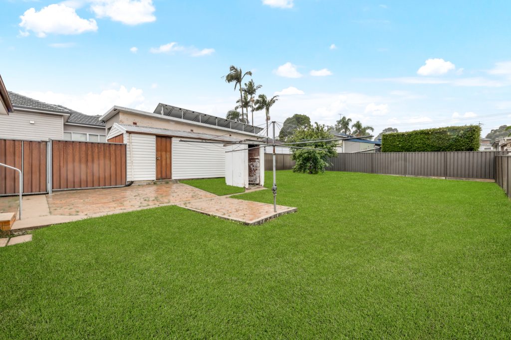 25 Johnson Avenue, Seven Hills NSW 2147 - photo 9