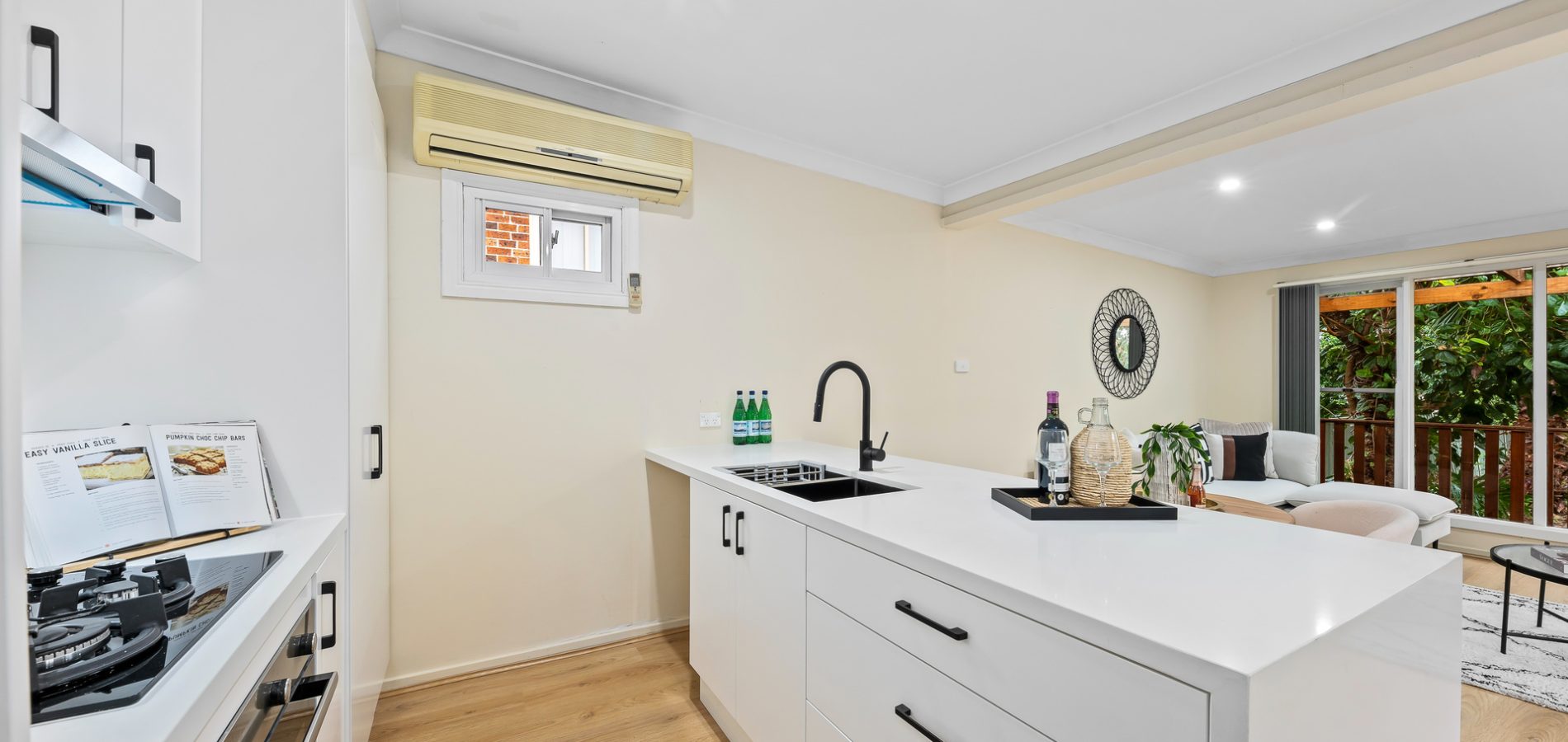 8 Sarsfield Street, Blacktown NSW 2148 - photo 4