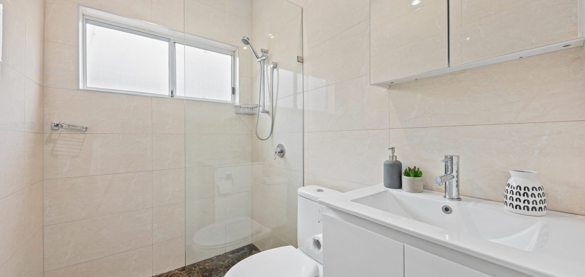 8 Sarsfield Street, Blacktown NSW 2148 - photo 7