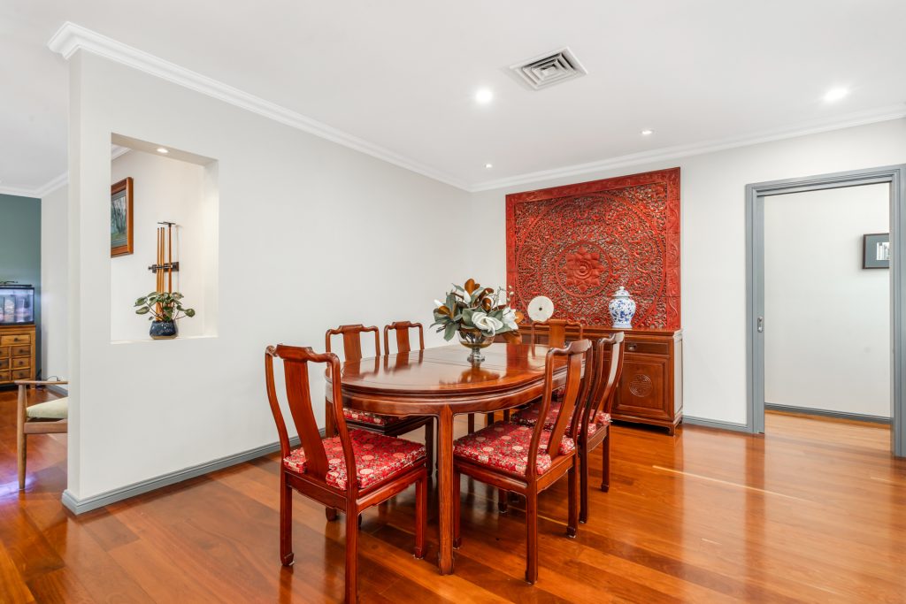 121 Sanctuary Drive, Beaumont Hills NSW 2155 - photo 4