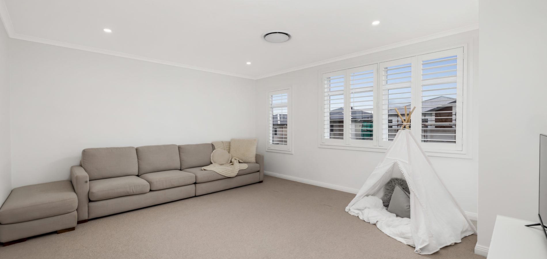 46 Kingston Avenue, Box Hill NSW 2765 - photo 11