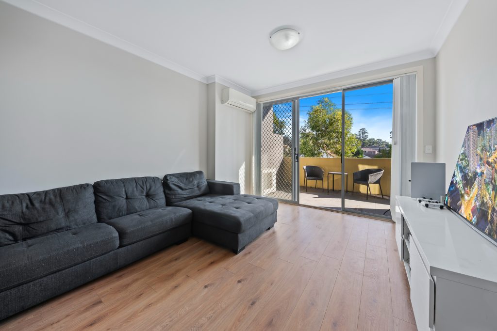 206/8A Myrtle Street, Prospect NSW 2148 - photo 2