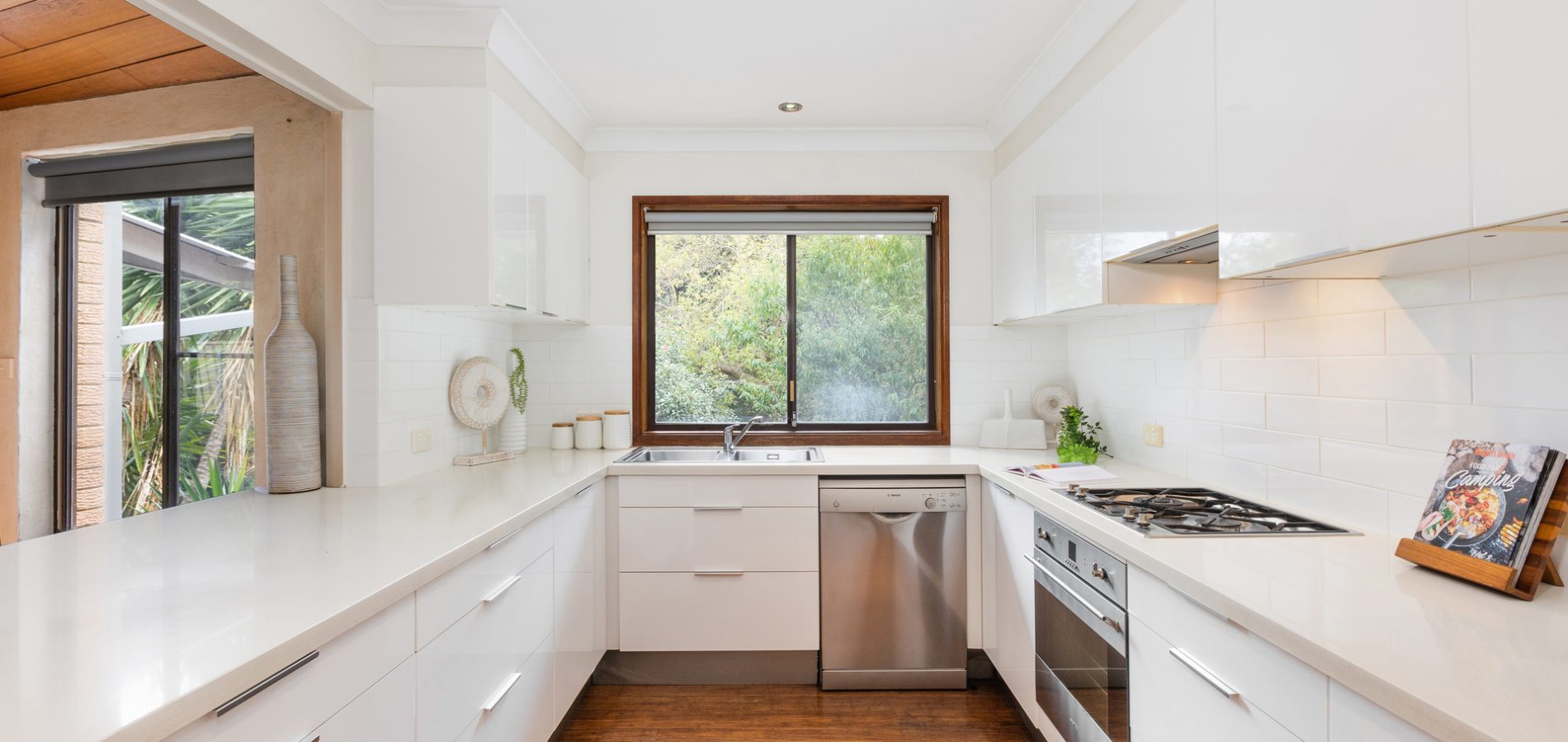 4 Creda Place, Baulkham Hills NSW 2153 - photo 2