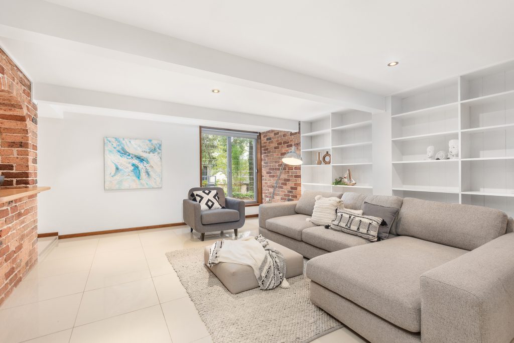 4 Creda Place, Baulkham Hills NSW 2153 - photo 6