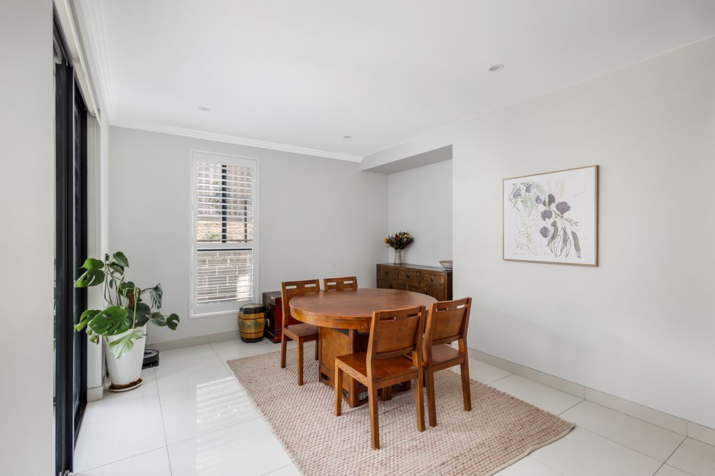 1/18 Seven Hills Road, Baulkham Hills NSW 2153 - photo 4