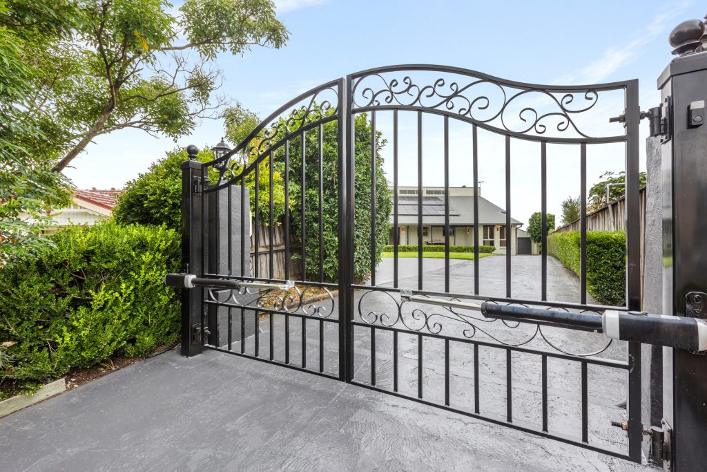 3 Salvestro Place, Bella Vista NSW 2153 - photo 5