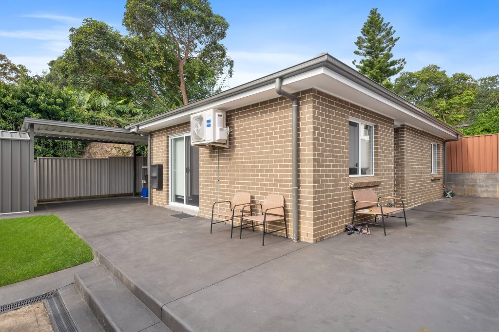 7 & 7A Florida Place, Seven Hills NSW 2147 - photo 2