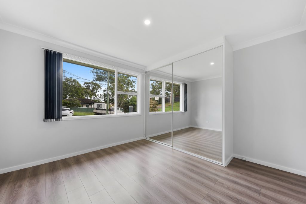 7 & 7A Florida Place, Seven Hills NSW 2147 - photo 4