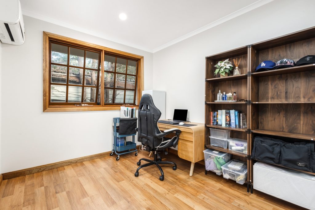 14 Rearden Avenue, Kings Langley NSW 2147 - photo 6