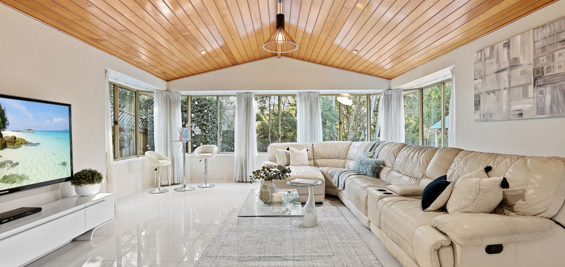 19 Bernadette Place, Baulkham Hills NSW 2153 - photo 2