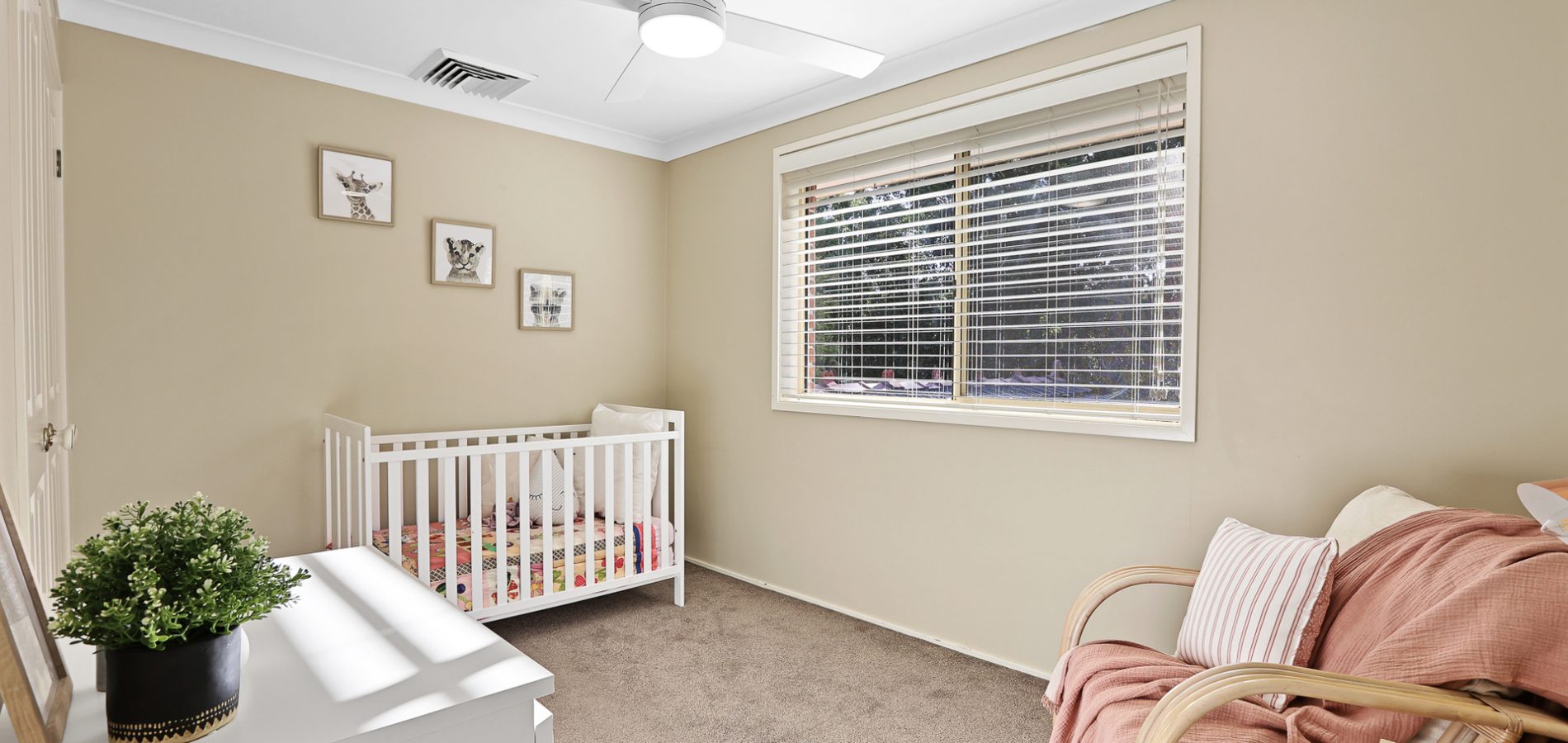 19 Bernadette Place, Baulkham Hills NSW 2153 - photo 17