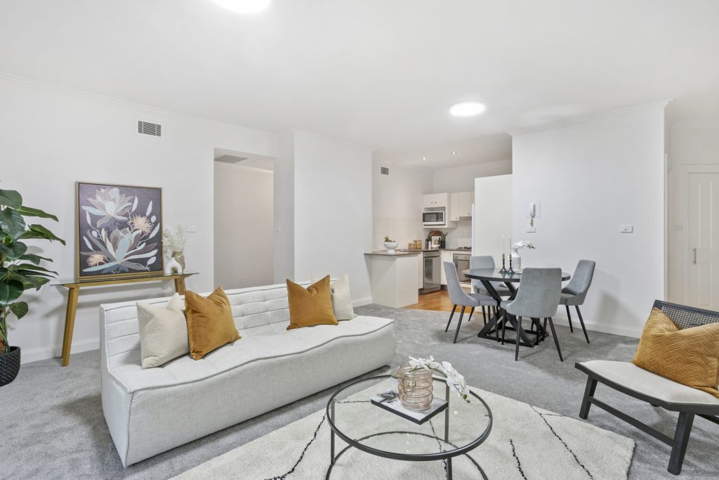 20/4 Orange Grove, Castle Hill NSW 2154 - photo 3