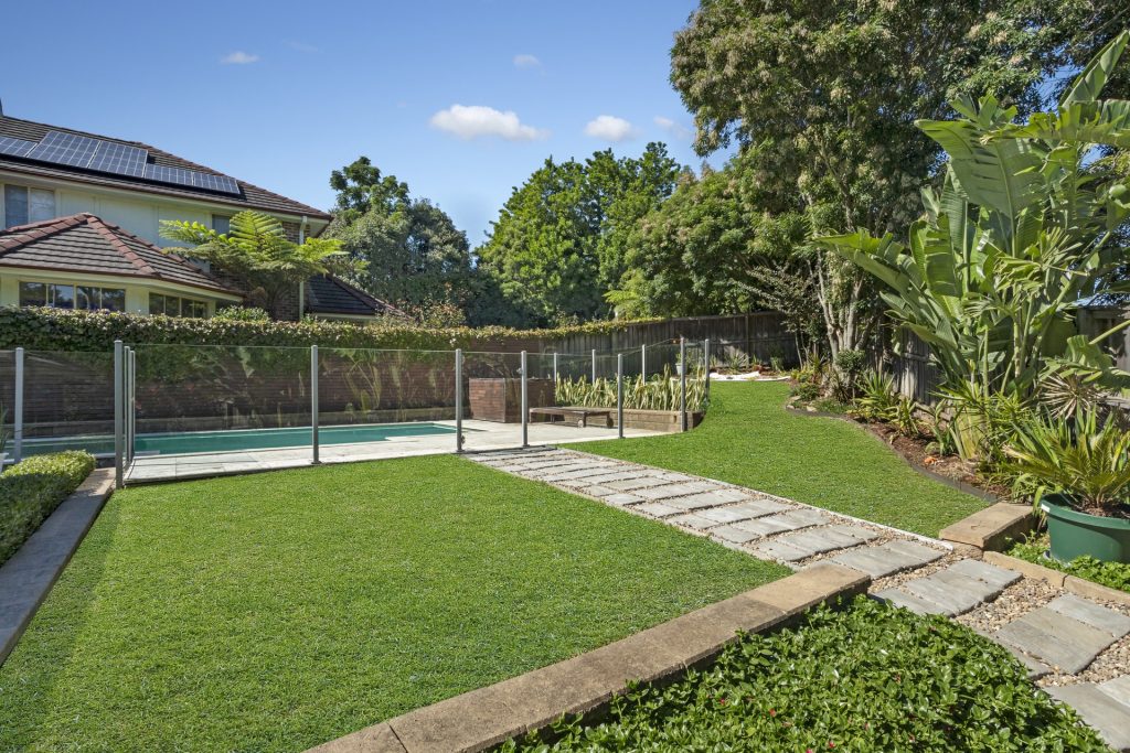 1 Glenshee Place, Glenhaven NSW 2156 - photo 18