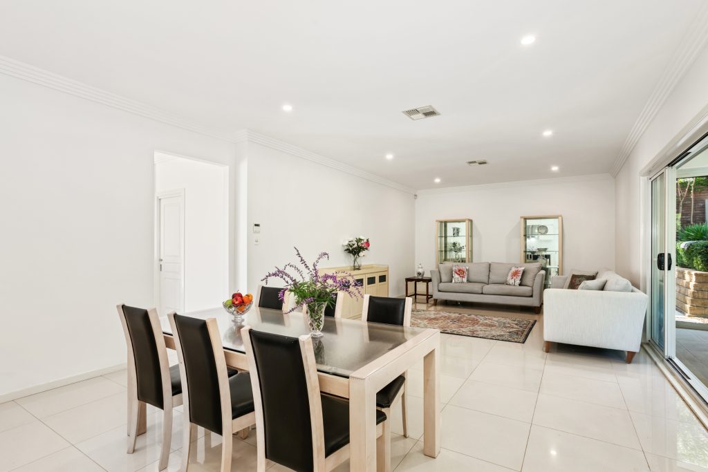 1 Glenshee Place, Glenhaven NSW 2156 - photo 3