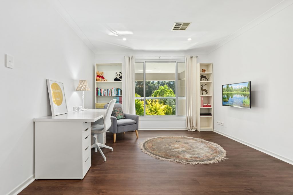 1 Glenshee Place, Glenhaven NSW 2156 - photo 7