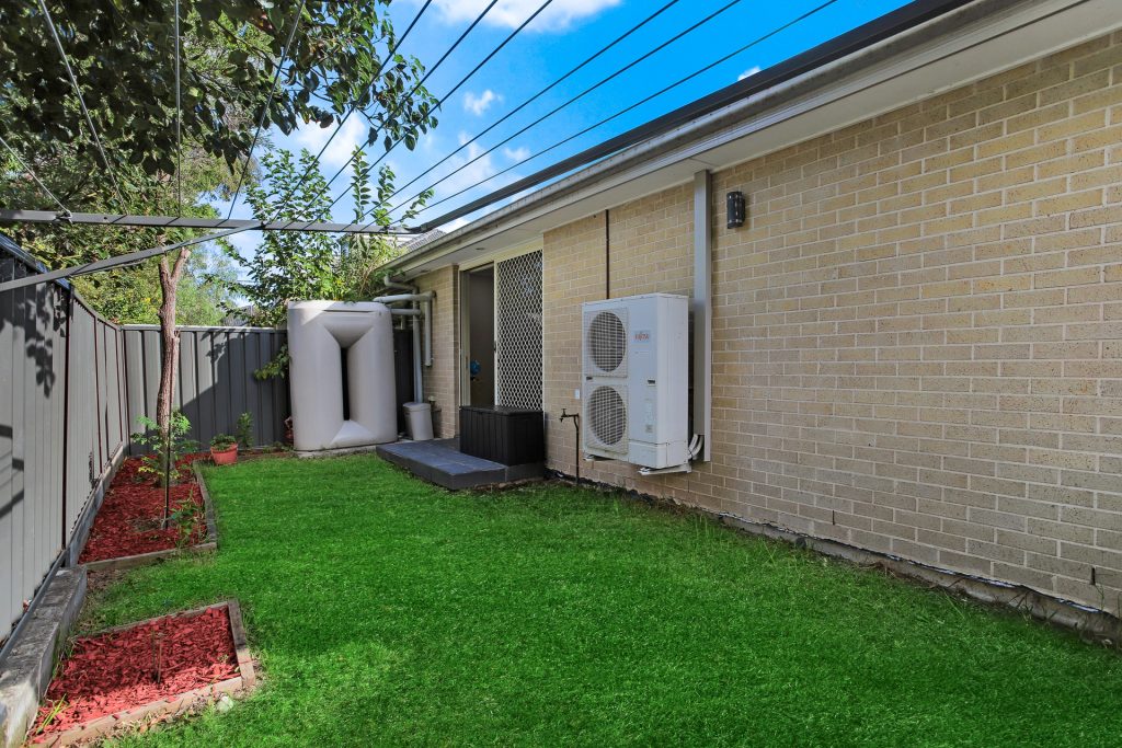 8/25 Tungarra Road, Girraween NSW 2145 - photo 10