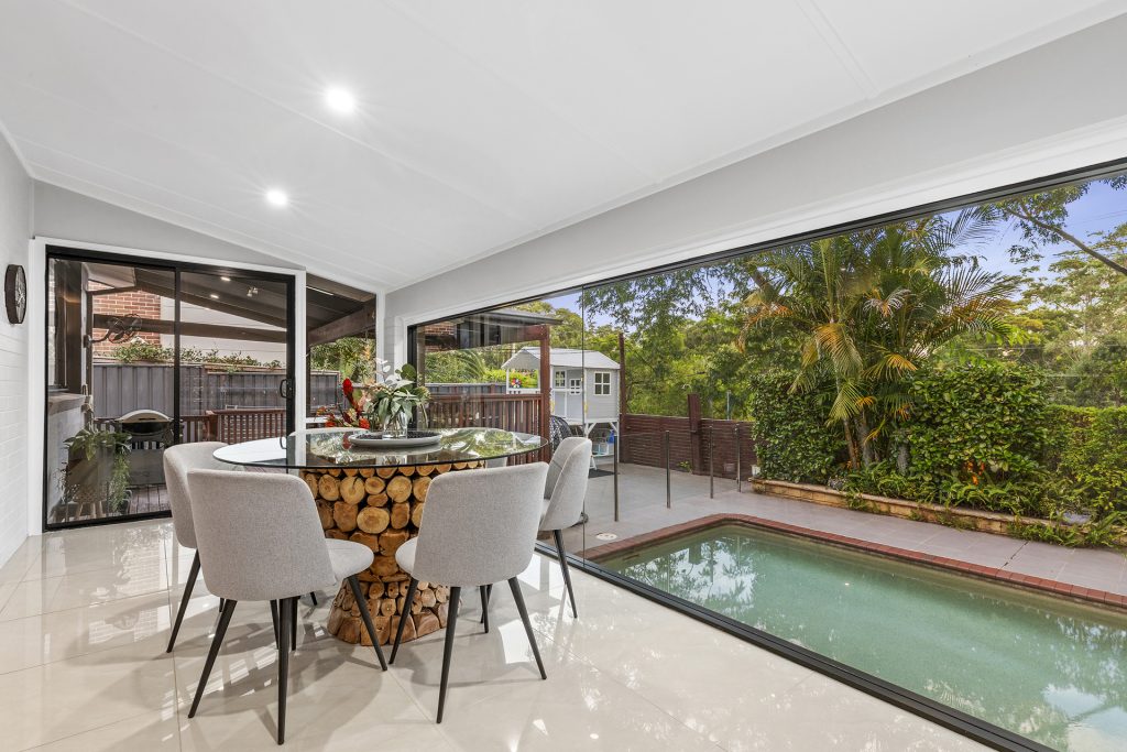 33 Churchill Drive, Winston Hills NSW 2153 - photo 2