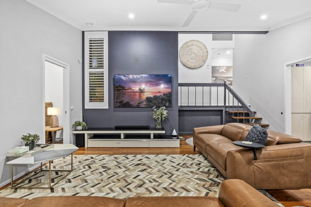 33 Churchill Drive, Winston Hills NSW 2153 - photo 3
