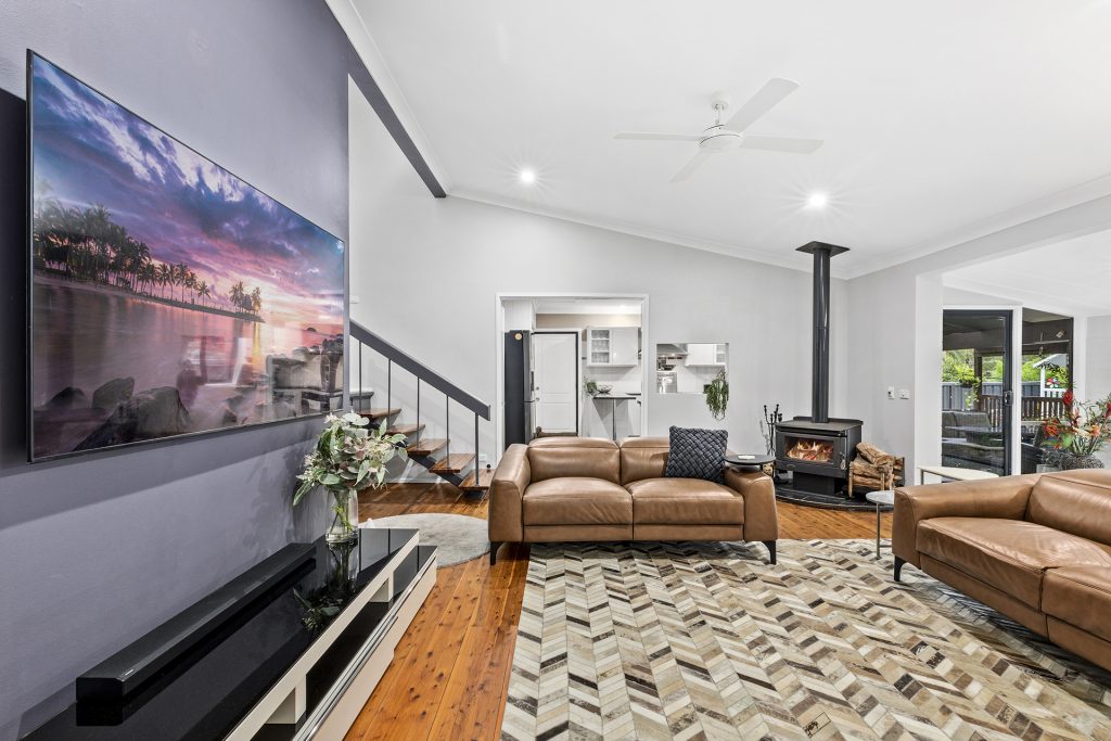 33 Churchill Drive, Winston Hills NSW 2153 - photo 4